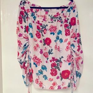 Vince Camuto blouse